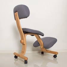 Fully Balans Chair Ergonomic Kneeling Chair After Hans Christian Mengshoel Ergonomic Kneeling Chair Kneeling Chair Chair