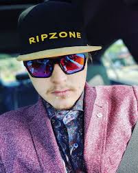 27 candidates vie for spots