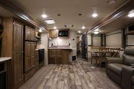 Ready to roll the jay feather micro is ready for any adventure—equal parts light and durable with an aerodynamic, rounded front profile with a diamond plate and nerf bars on. The Top 5 Best Front Kitchen Travel Trailers Rvingplanet Blog