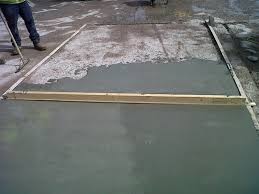 Is it normal for new concrete to crack? Topping Concrete Work Procedure Types And Advantages