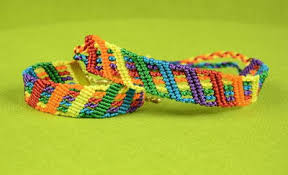 21 Macrame Friendship Bracelets Allfreejewelrymaking Com String art is all about creating an intrinsic art with strings and a wooden plank.