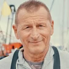 We're sinking marble sculptures to protect the ocean · Mission 21 · Planet  Wild