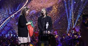Their first year was particularly unsuccessful, joining the nul points club with the song oração. Portugal Nao Amar Pelo Eurovisao Is Salvador Sobral Already Fed Up With Eurovision Eurovision Ireland