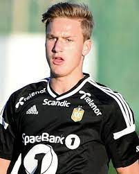 Erik botheim (born 10 january 2000) is a norwegian footballer who plays for bodø/glimt. Erik Botheim