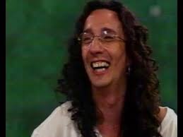 Elle s'implique ensuite dans le mouvement nommé la nueva canción (« chanson nouvelle »), et enregistre son premier album canciones con fundamento, un recueil de chansons folkloriques argentines. Fito Paez La Historia Material Inedito 1993 Youtube