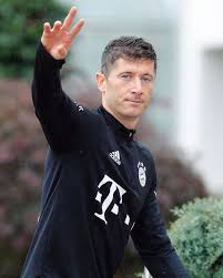 Further, he is a polish citizen and belongs to white nationality. Mei8ter On Instagram Preparations For Svwfcb Packmas Fcbayern Miasanmia Football Bundesliga