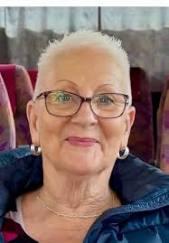 How I look with my new short haircut, I'm 77 years old 🥰🥰