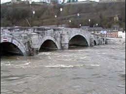 Impressionnantes inondations à dinant et bioul. Inondations Namur Dinant 1993 Youtube