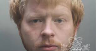 Look-out who wore hi-vis top to burglaries got caught after he wore same  outfit the next day