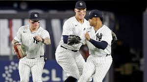 Aaron Judge gia nhập câu lạc bộ huyền thoại sau trận grand slam với Red Sox