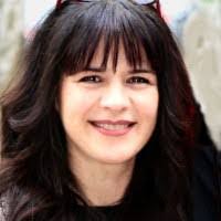 Kaye Noble's Instagram, Twitter & Facebook