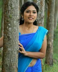 Ammu abhirami shooting spot vetri maran dhanush pair asuran movie actress ammu abirami latest hd. Malayalam Serial Actress Tv Actress Hd Images Photos Wallpapers Hot Stills Studymeter Glam Photoshoot Actress Wedding Indian Photoshoot