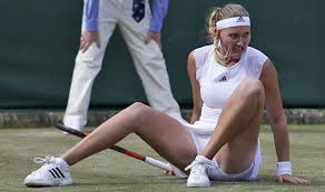 1, had to be carried off the court on a stretcher with a right knee injury. Bethanie Mattek Sands Kristina Mladenovic Slams Wimbledon Courts After Knee Injuries Tennis Sport Express Co Uk