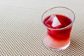 Maraschino cherries, malibu rum, grenadine, pineapple juice, pineapple. Malibu Sunset Cocktail Mit Minze Getrankekonzept Lizenzfreie Fotos Bilder Und Stock Fotografie Image 85112099