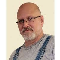 Larry Agee's Instagram, Twitter & Facebook