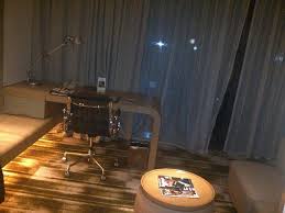 Not only does your sofa have to be comfy, it also has to suit your lifestyle and complement your interior decor. Study Desk And Small Sofa Coffee Table In Front Of The Bed Picture Of Crowne Plaza Changi Airport Singapore Tripadvisor