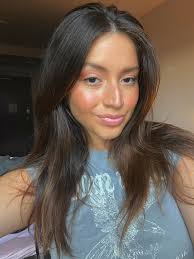 Hi there everyone!!! My name is Isabella and i'm from the Richmond area  looking to do date nights or to pop in for when you just need someone for  the day🙃! I