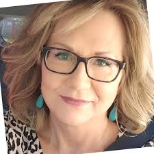 Patti Lann's Instagram, Twitter & Facebook