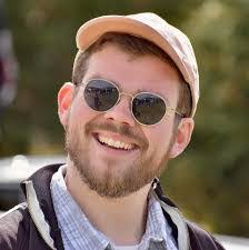 Derek Gipson's Instagram, Twitter & Facebook