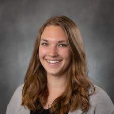 Rachelle Lyons's Instagram, Twitter & Facebook