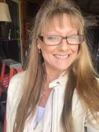 Shauna Michelle Wallace Hicks, 47 of Princeton, passed away Tuesday, April  16, 2019 at Deaconess Midtown in Evansville, IN. She was the self-employed  owner of the Moons Vape Escape. She is survived