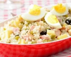Recette De Salade De Riz Petit Budget Aux Pommes De Terre Des De Jambon Et Oeuf Dur Recette Salade De Riz Recette Salade De Riz Recettes De Cuisine