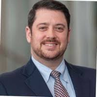 Elizabeth Cove's Instagram, Twitter & Facebook