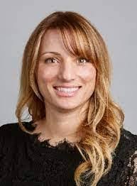 Lynn Mccoll's Instagram, Twitter & Facebook