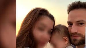 Στη γαδα για να δώσει κατάθεση σχετικά με την ιδιότητά της κλήθηκε η γυναίκα που δήλωνε ψυχολόγος της 20χρονης καρολάιν που δολοφονήθηκε στα γλυκά νερά. Glyka Nera Sthn A8hna Gia Nea Kata8esh O Syzygos Ths Karolain Ragdaies Oi E3eli3eis Skai
