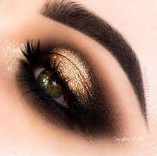 Top 5 makeup ideas for a gold dress: 25 Best Gold And Black Eye Shadow Looks Black Eye Makeup Gold Makeup Looks Black Makeup