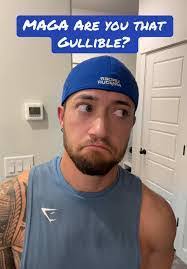 Gage Agee's Instagram, Twitter & Facebook