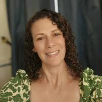 30+ "Stephanie Bart" profiles