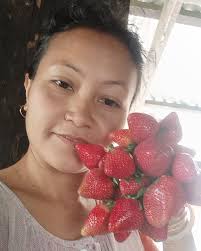 Outperforming others in physical activity