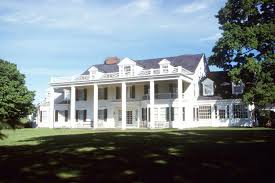 The georgian style of architecture played a dominant role in great britain and the american colonies during the 18th century. Colonial Revival Antique Homes