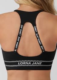 Finding a quality bra that offers a high level of comfort and support is crucial to ensuring a seamless workout. Faster Sports Bra Titanium Titanium