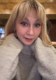 Donna Clancy's Instagram, Twitter & Facebook