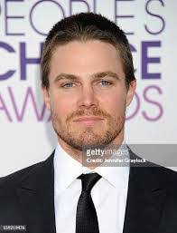 Jennifer Amell's Instagram, Twitter & Facebook