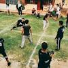Ia sama seperti permainan baling tin cuma ditukar kepada selipar. 1