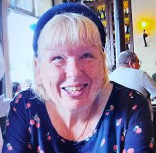 Death Notice of Evelyn, (Lindy) Moss (Foxfield, Dublin)