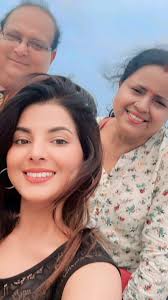 Apne Parents ka bharosa baccho ko or v jada strong bana ta hai #smritysinha  #mam #myidol #mylove