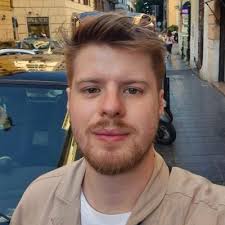 Danielle Diehl (@danidiehl)