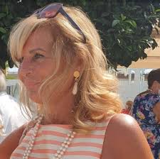 E quando i giorni di pioggia saranno finiti, vedrai che il tuo arcobaleno  avrà dei colori bellissimi." (B. Musaj)