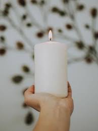 Le candele sono semplici da realizzare, incantevoli da osservare al buio… e sono il regalo ideale da fare a qualcuno. Candele Fai Da Te Crea Le Tue Candele Fatte In Casa Westwing
