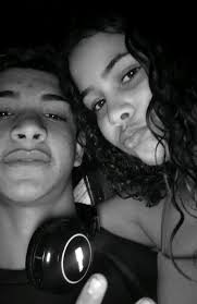 Sempre a Mesma História: Amor e Conflitos na Música