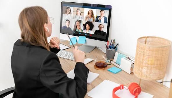 How HR Professionals Can Master Hybrid Work: Strategies for Flexibility and  Productivity | TMI
