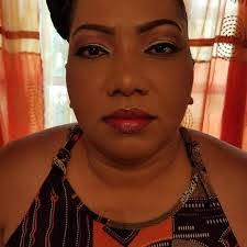 Elinor Casey's Instagram, Twitter & Facebook