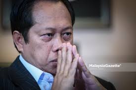 Kelebihan gst gst dikatakan efisien kerana setiap peringkat akan di pantau oleh pihak kastam. Jadi Bahan Jenaka Gst Biarlah Ia Jadi Sejarah Ahmad Maslan