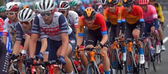 Slo­ve­nia­lais­täh­ti primoz roglic keskeytti ranskan ympäriajon. 2020 La Vuelta Who Will Win The Race We Love Cycling Magazine