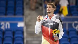 Einzig im zweiten satz gerät der deutsche kurz ins wanken, ansonsten zeigt. 0hqua26ipjanbm