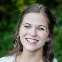 Shelley Yates's Instagram, Twitter & Facebook